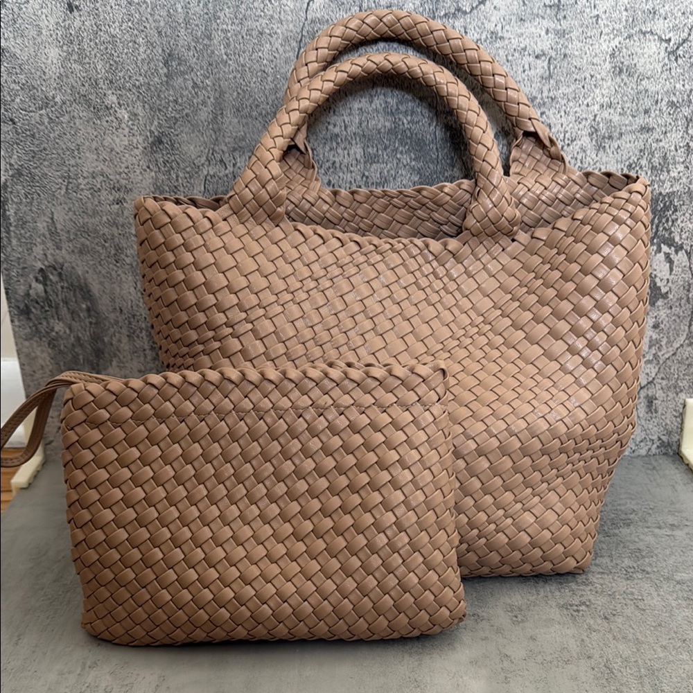 Elegant Brown Woven Tote Bag Set